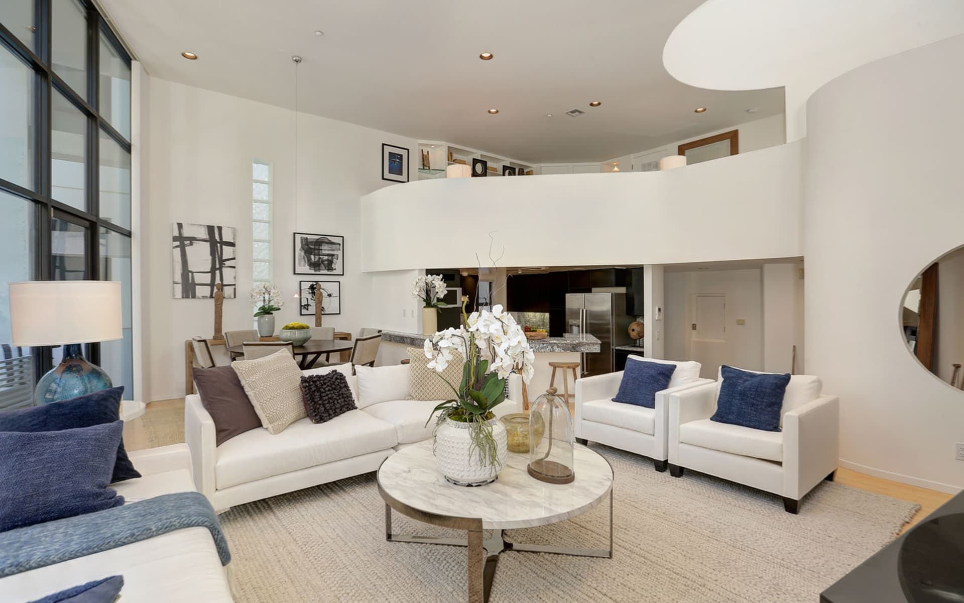 21 Quarterdeck Street #2