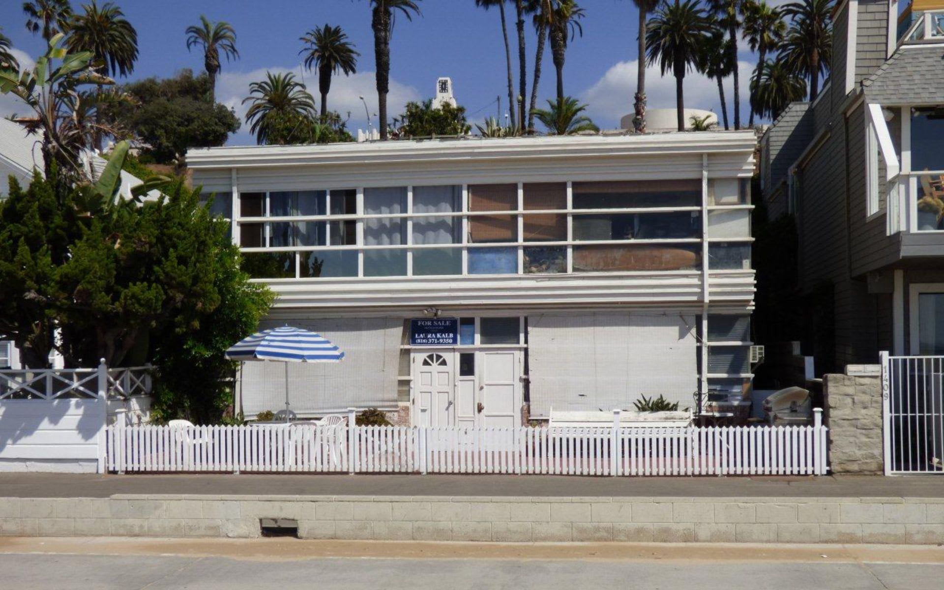 1405  Palisades Beach Road