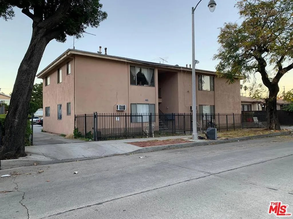 2233  Riverdale Avenue