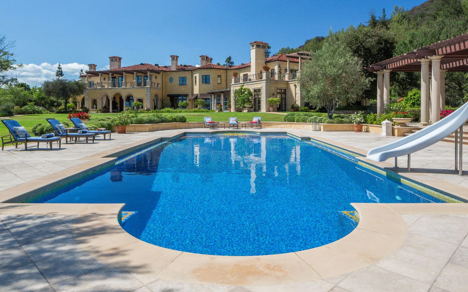 9904  Kip Drive