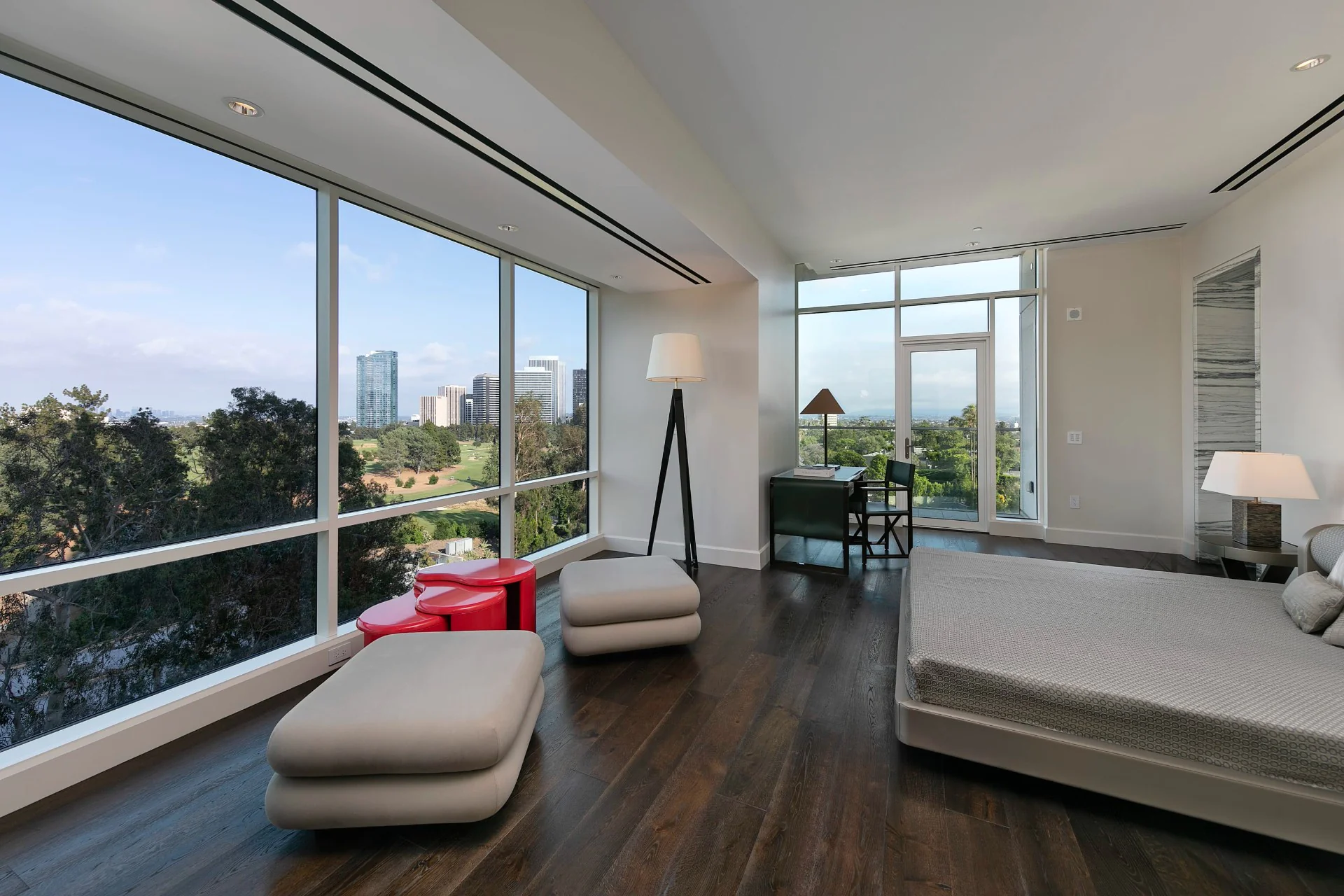 1200 Club View Drive #700