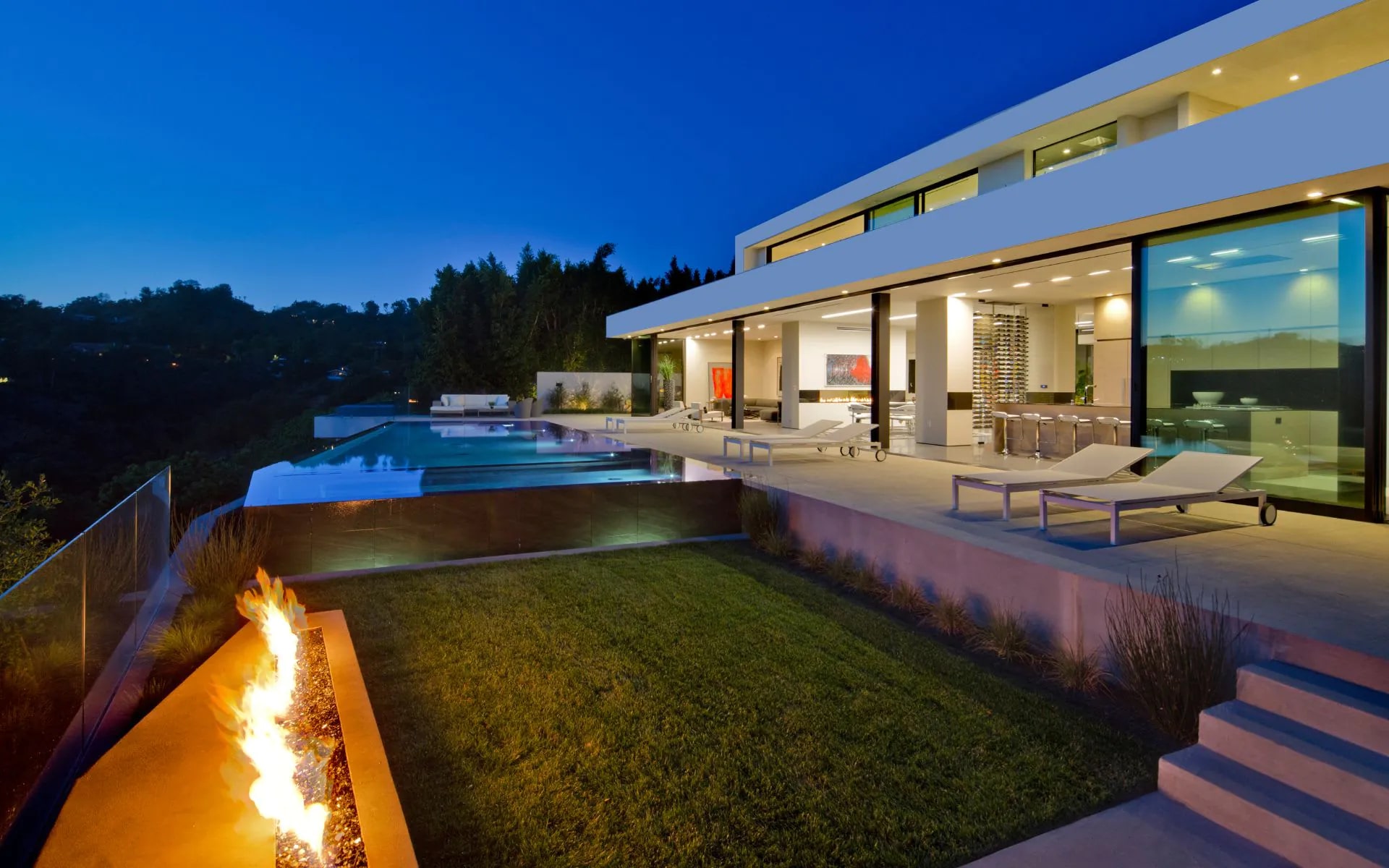 2787  Ellison Drive