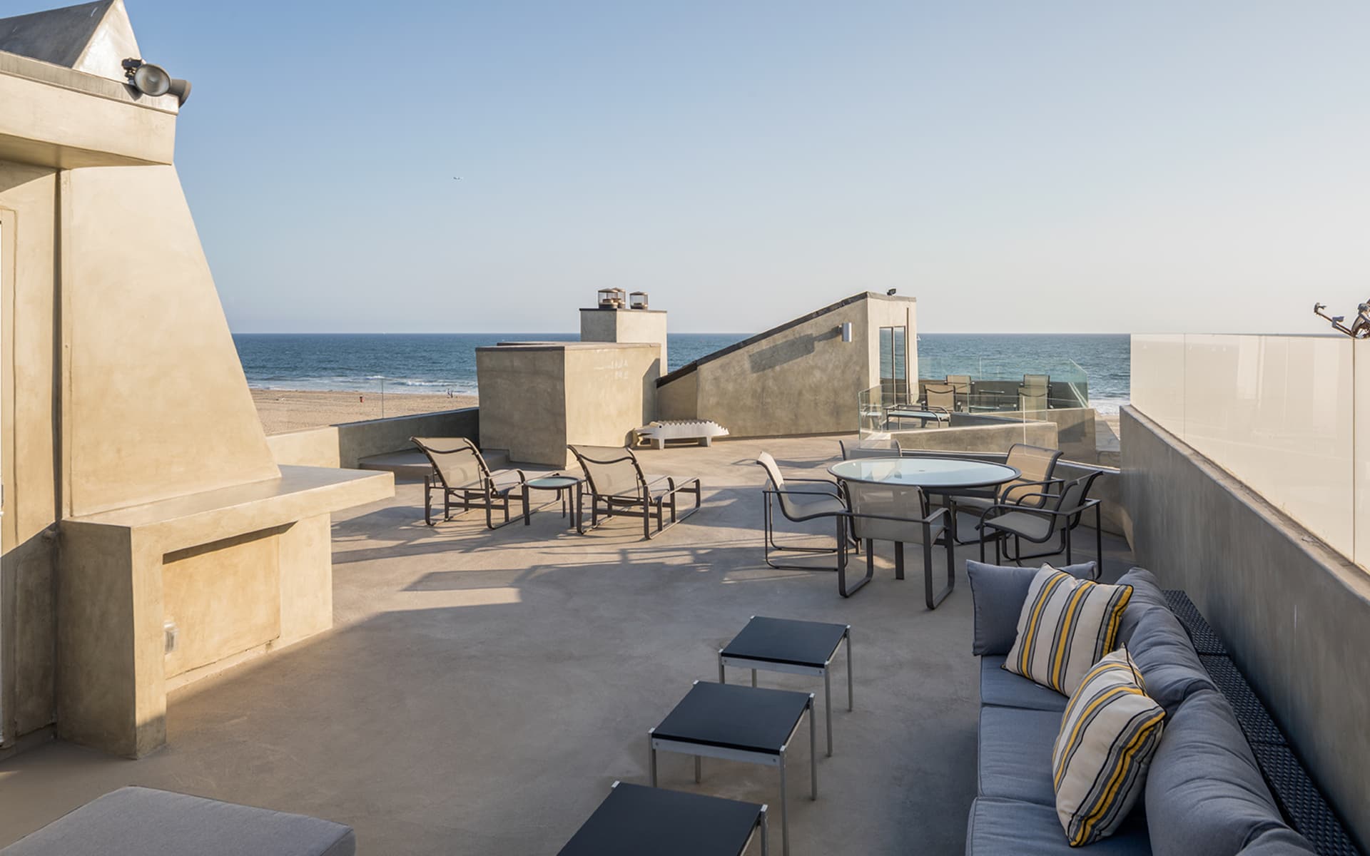 3717  Ocean Front,