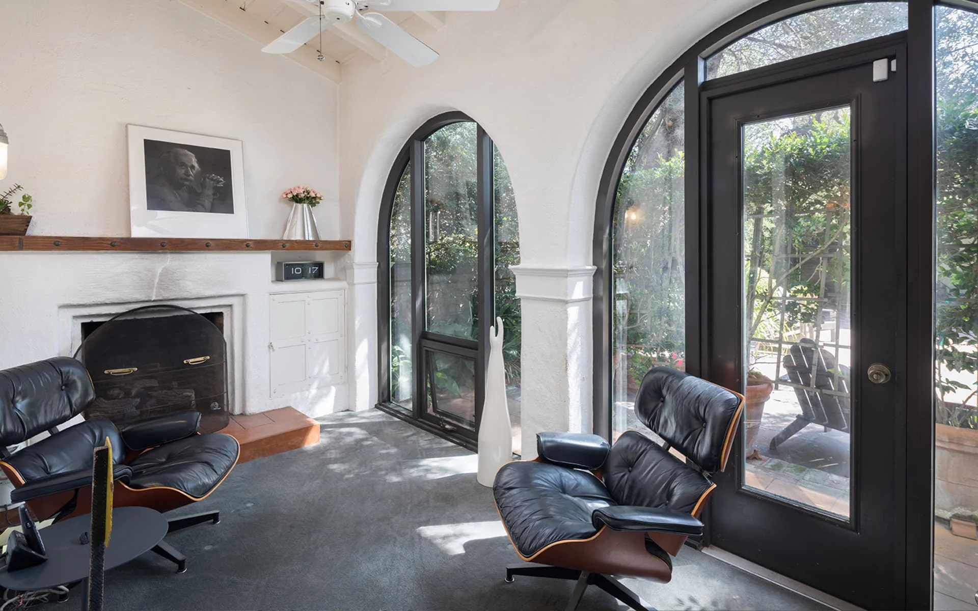 800  S Beverly Glen