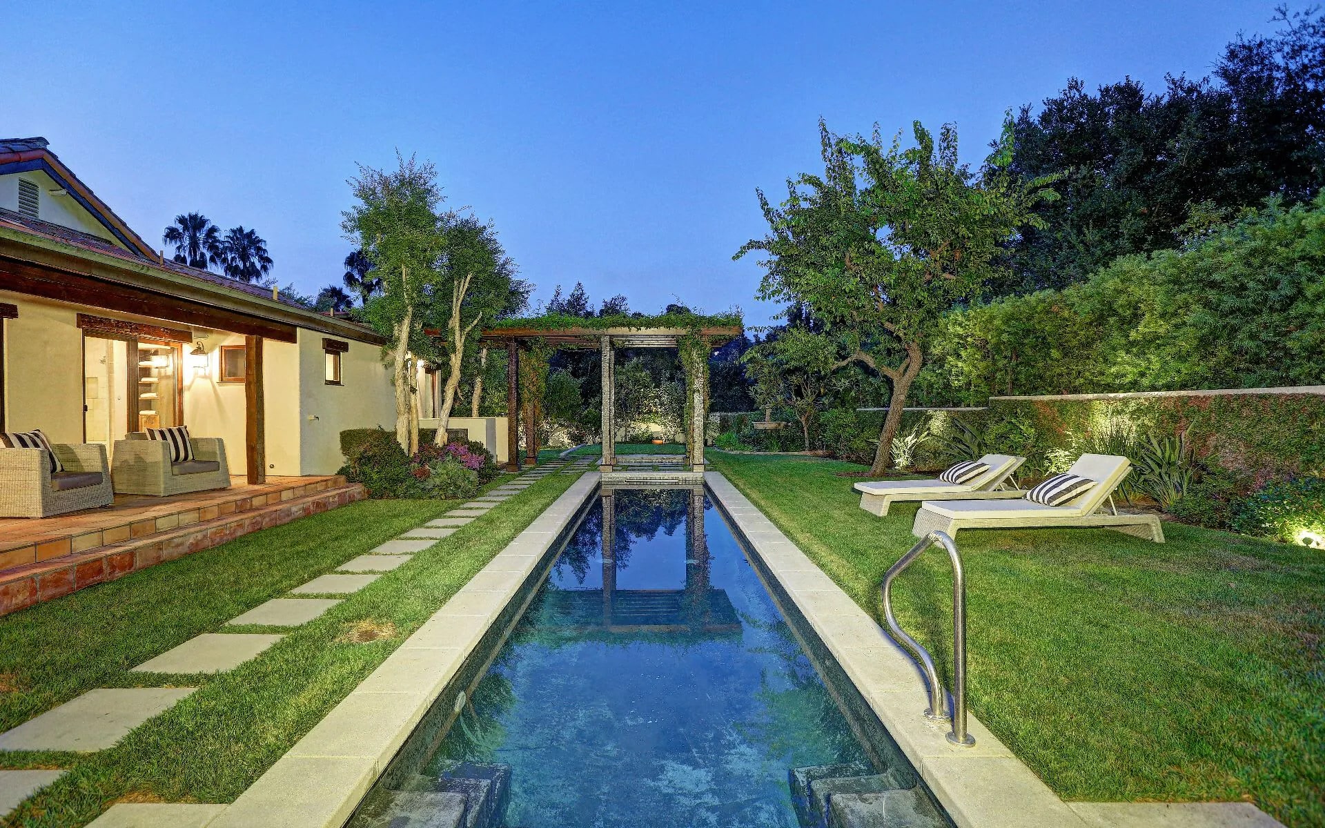 10960 Bellagio Road