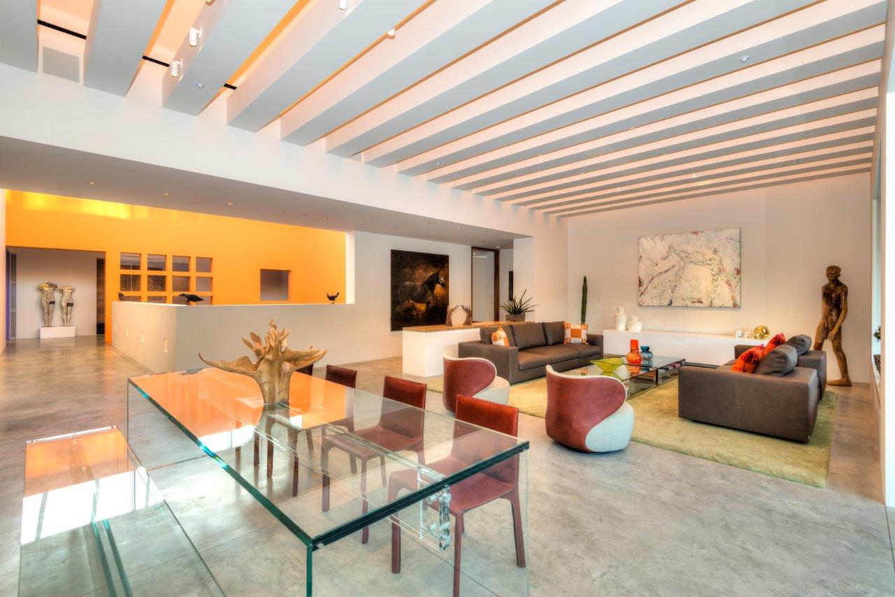 702 N Alta Dr