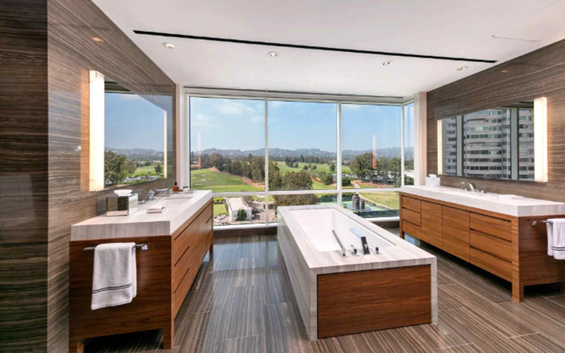 1200 Club View Drive  #901