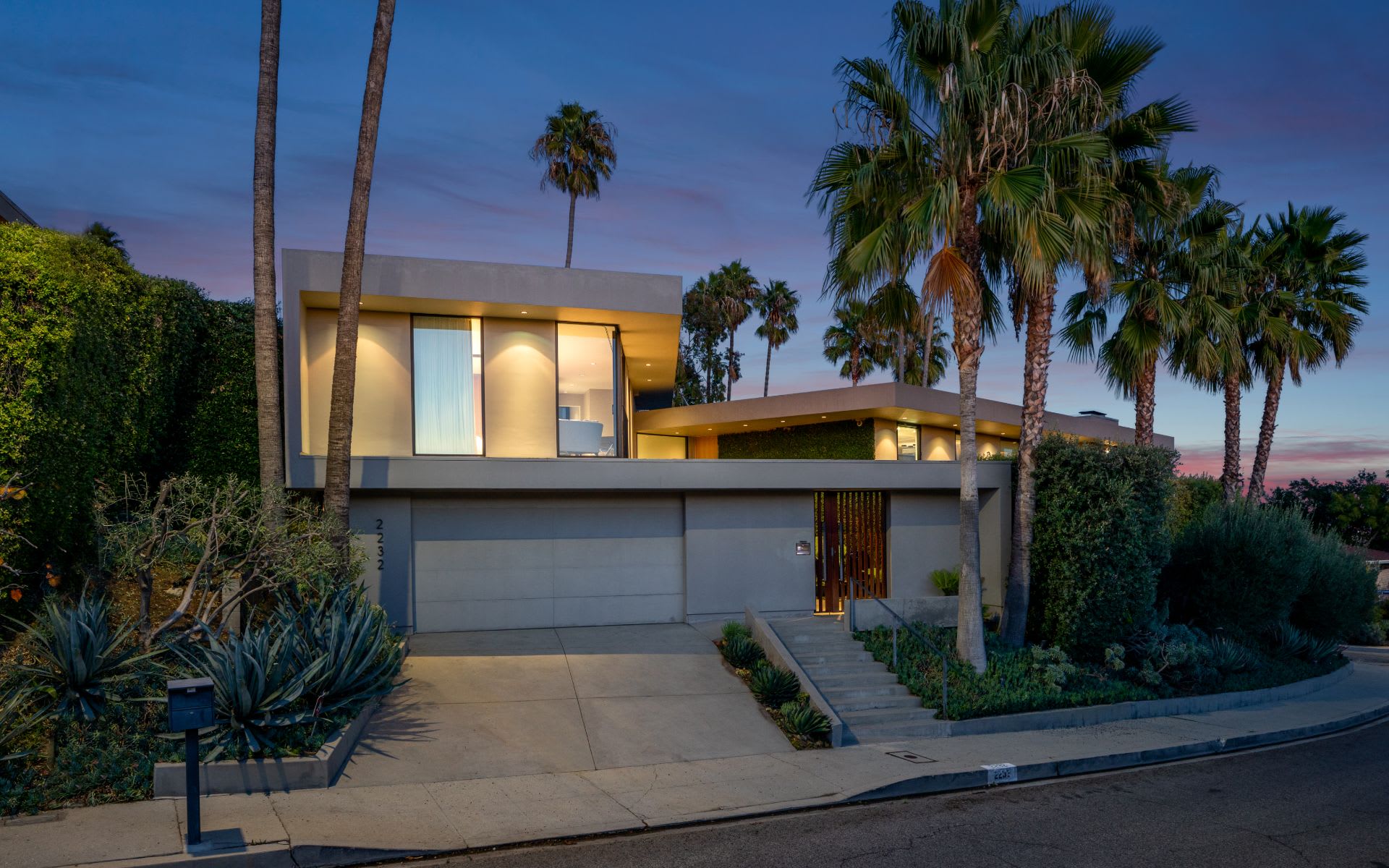 2232  Westridge Road