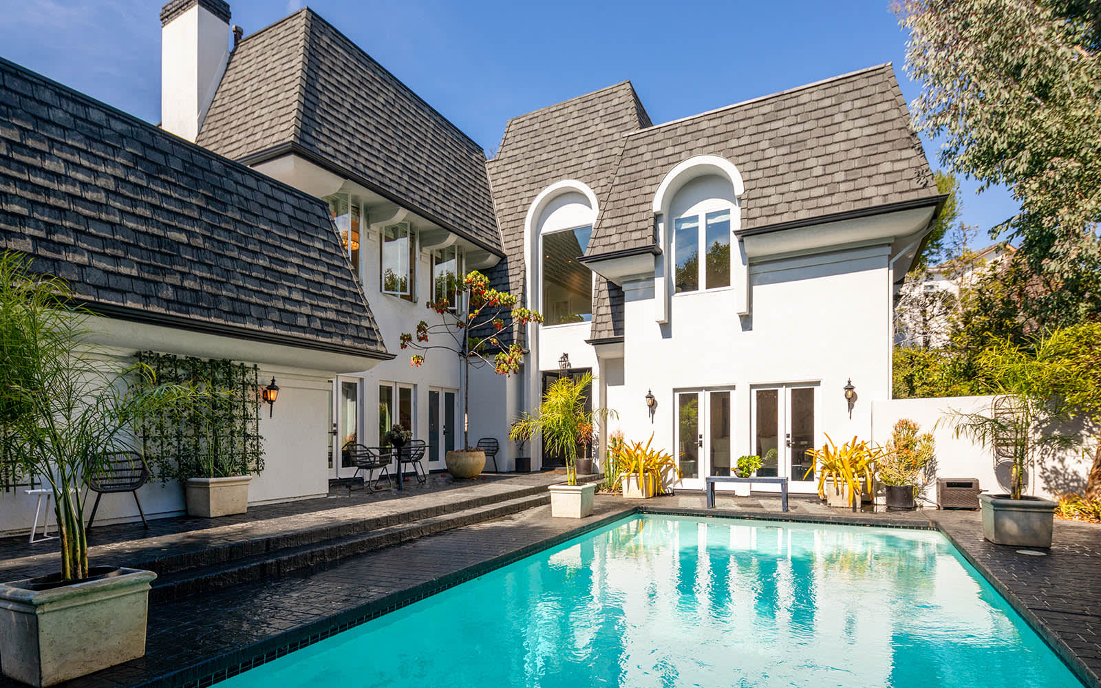 10187  Baywood Court