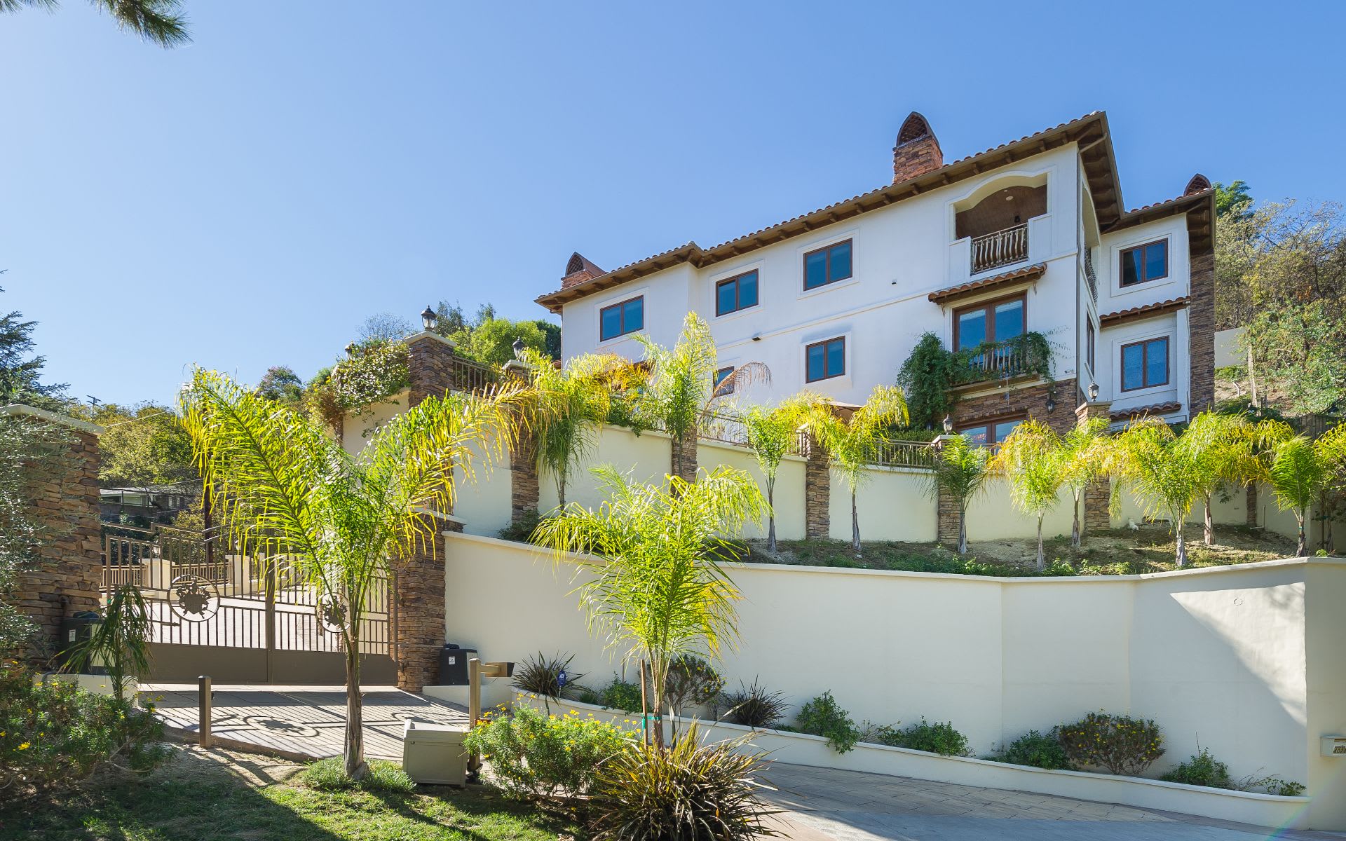 4021  Hopevale Drive