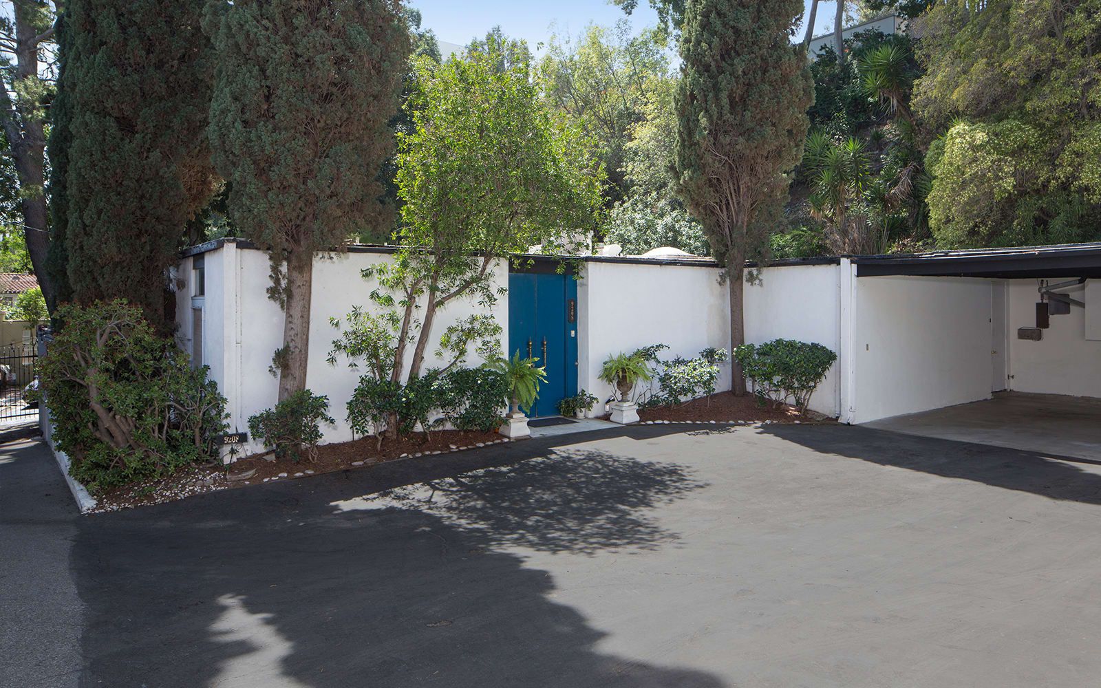 9208  Cordell Drive