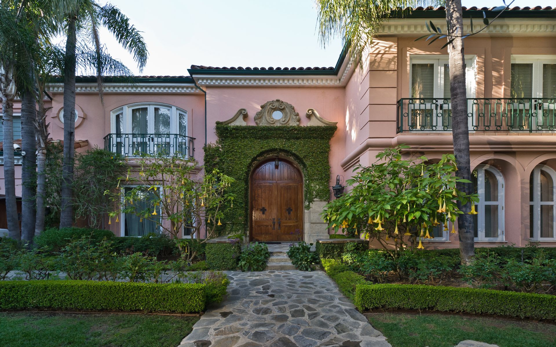 513  Doheny Road