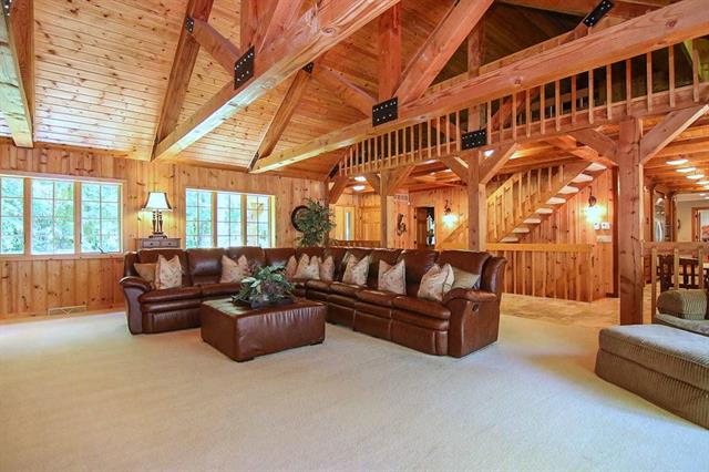 924 Hillside Road