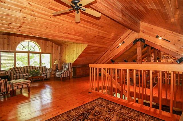 924 Hillside Road