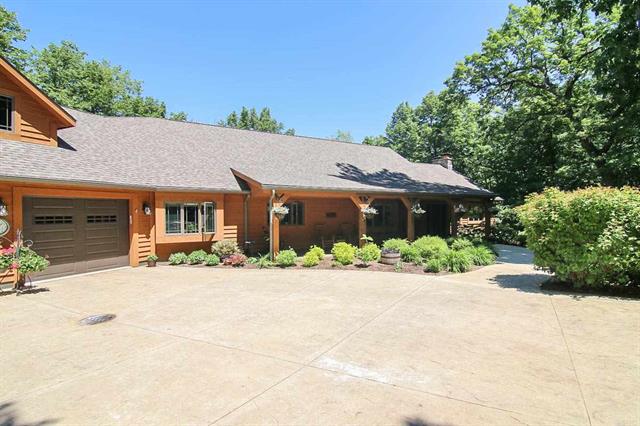 924 Hillside Road