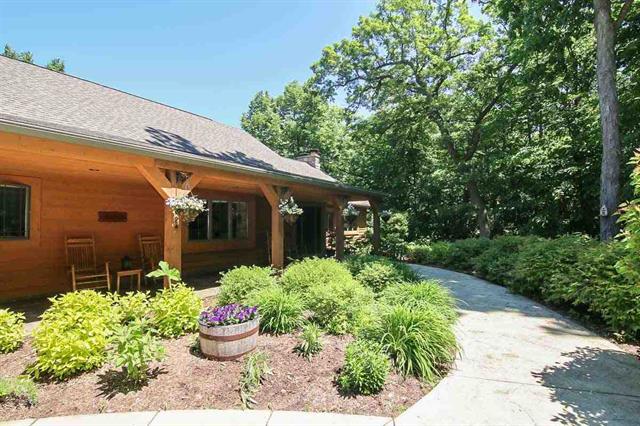924 Hillside Road