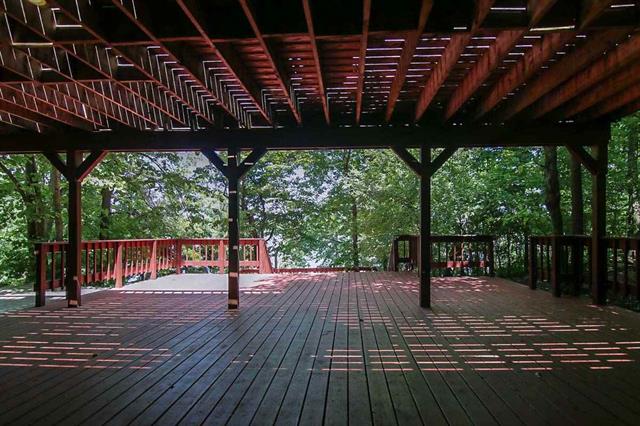 924 Hillside Road