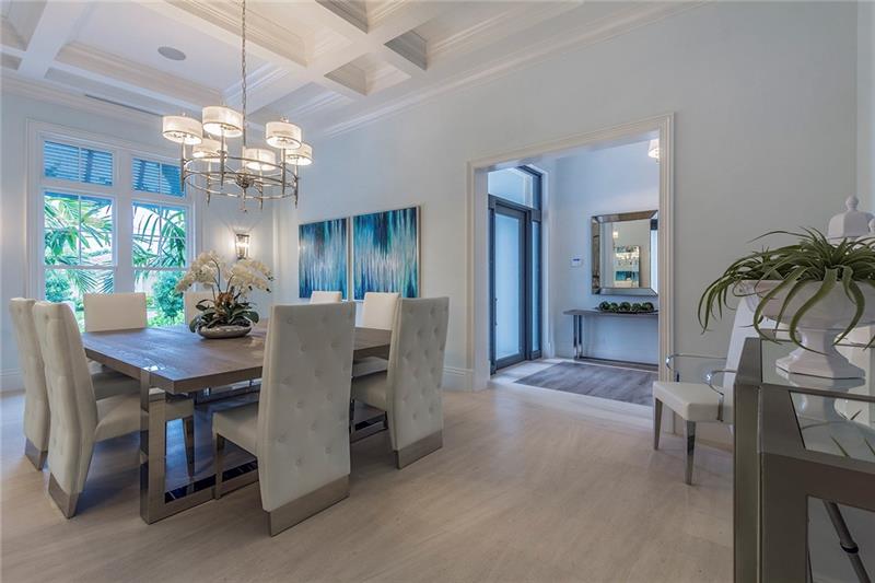 19 Isla Bahia Dr