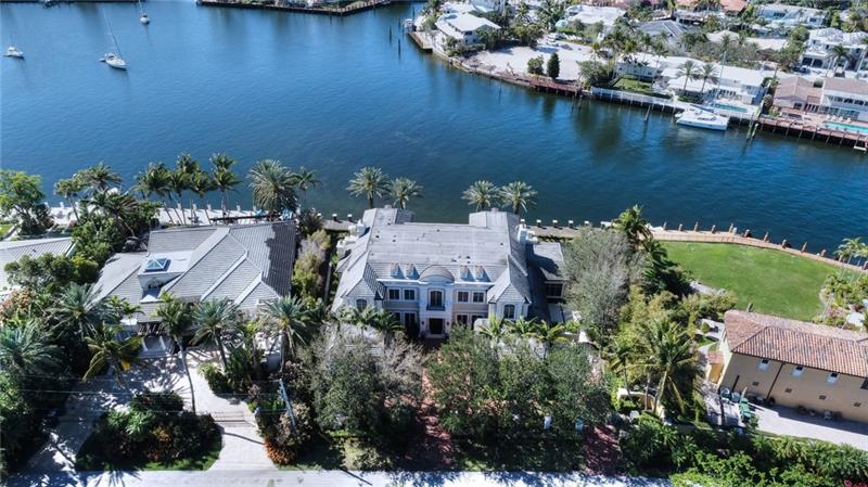 1301 E Lake Dr