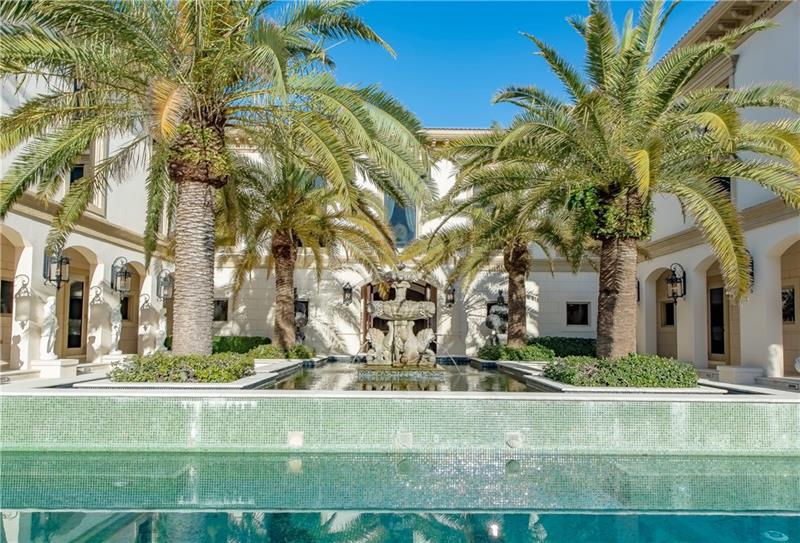 315 Royal Plaza Dr