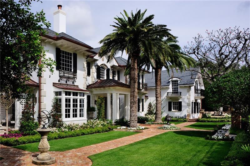 1549 Ponce De Leon Dr