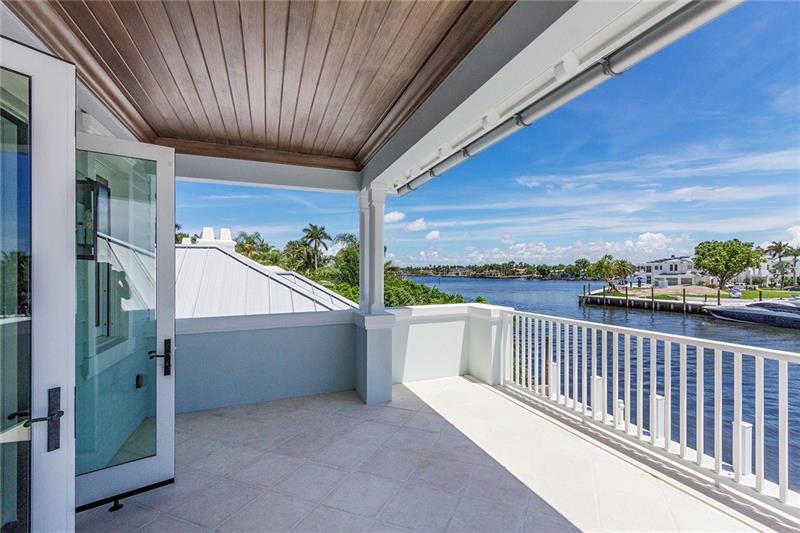 19 Isla Bahia Dr