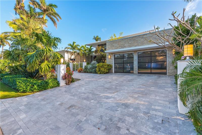 2116 Sunrise Key Blvd