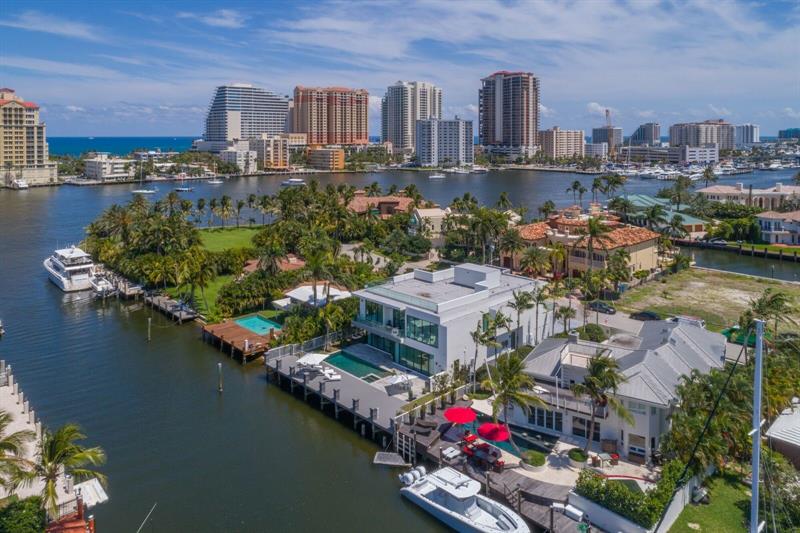 2707 Sea Island Dr