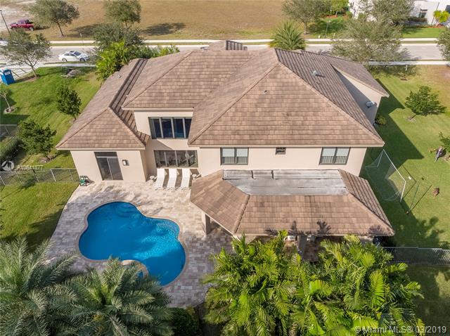 12562 Grand Oaks Dr