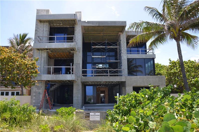 2004 Bay Dr