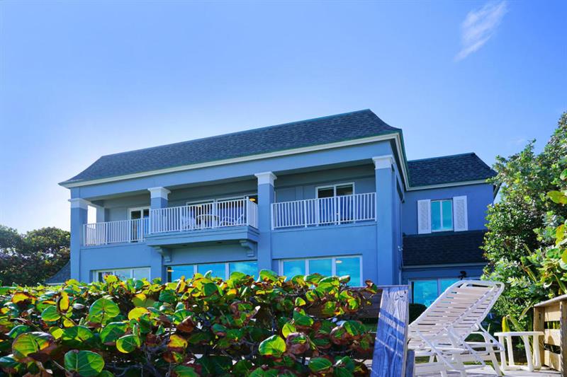 951 Hillsboro Mile