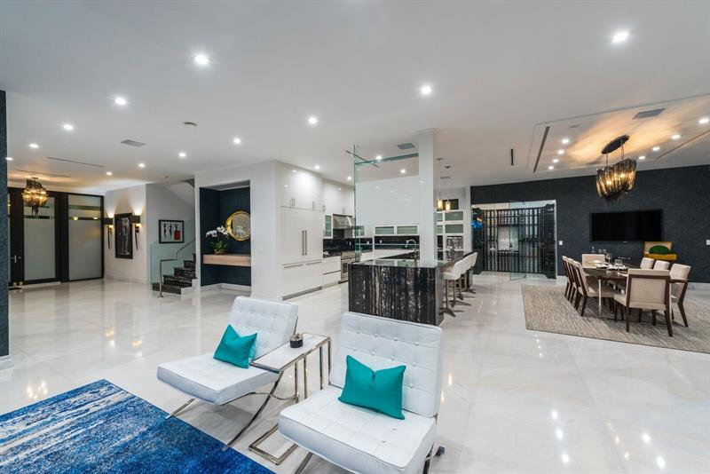 2707 Sea Island Dr