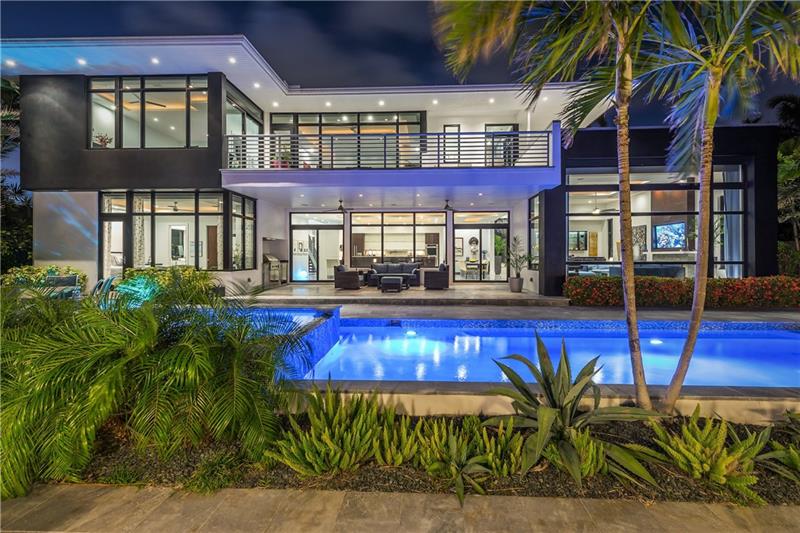 2116 Sunrise Key Blvd