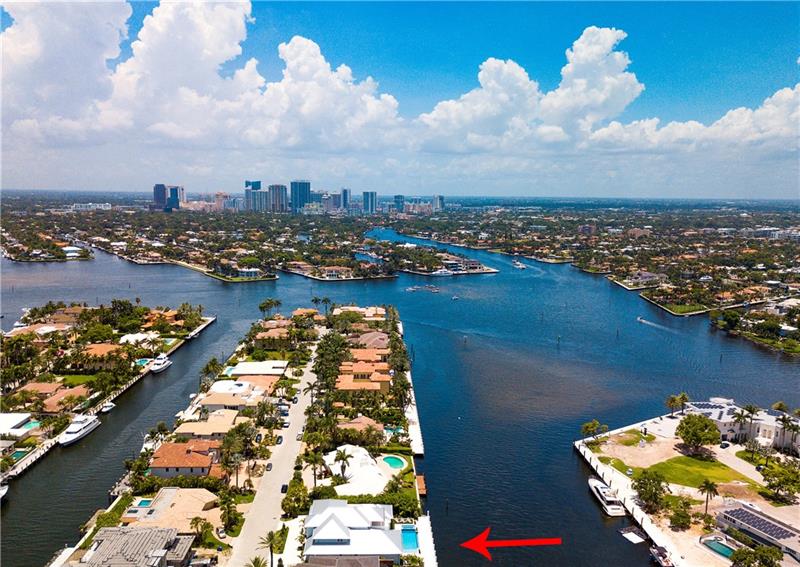 19 Isla Bahia Dr