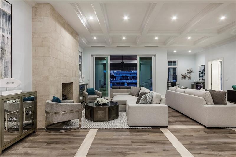 19 Isla Bahia Dr
