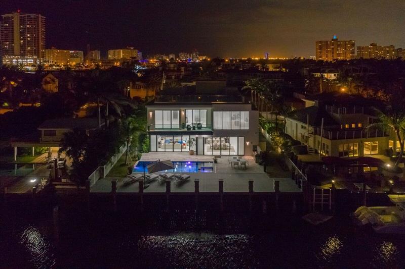 2707 Sea Island Dr