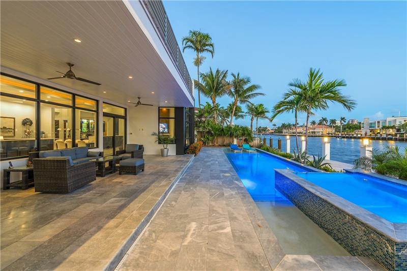 2116 Sunrise Key Blvd