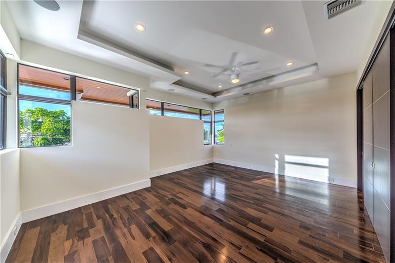 1240 Bayview Drive