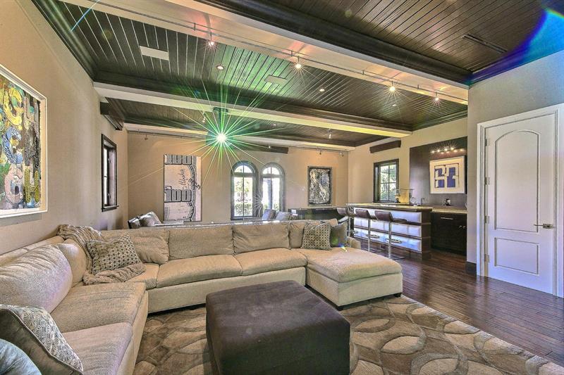 821 Solar Isle Dr