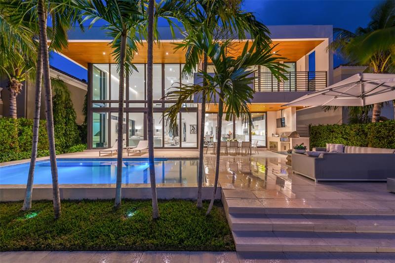 603 Solar Isle Dr