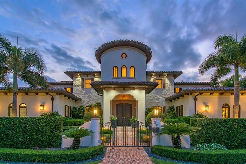 821 Solar Isle Dr