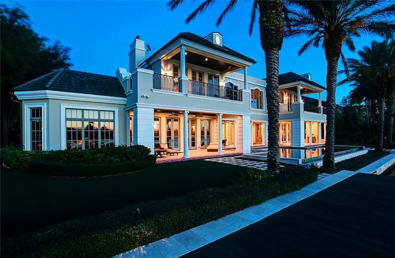 1301 E Lake Dr
