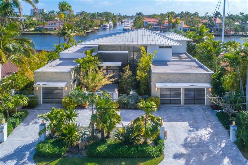 2116 Sunrise Key Blvd