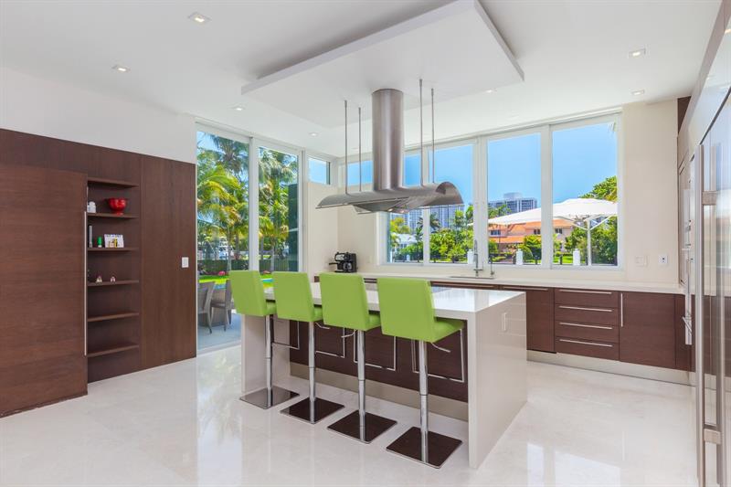 431 ALAMANDA DRIVE