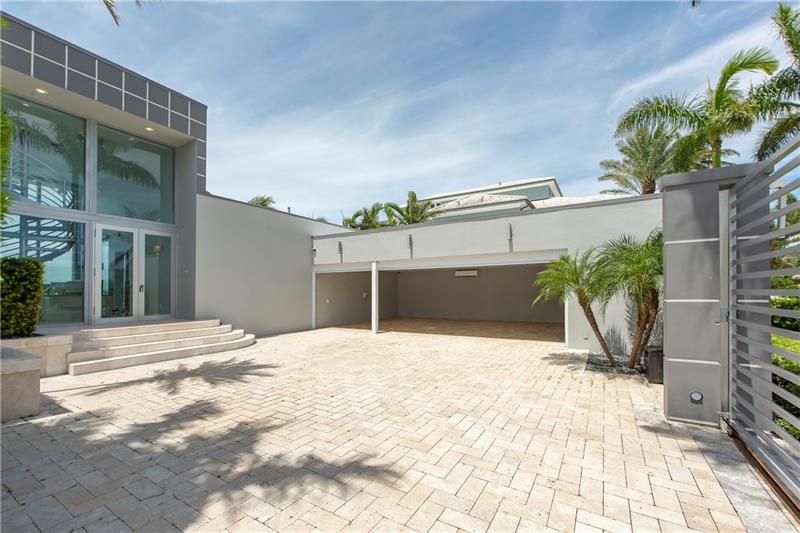 2200 Inlet Dr