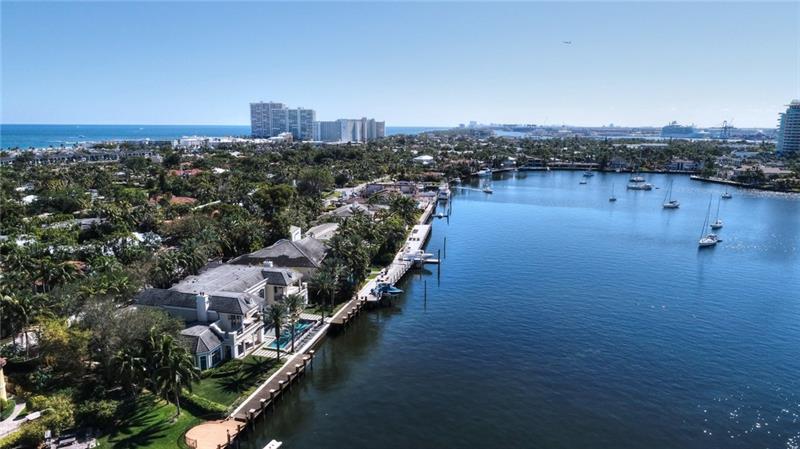 1301 E Lake Dr