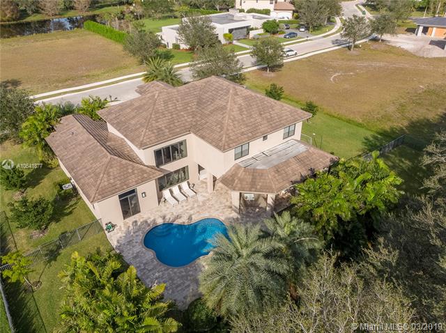 12562 Grand Oaks Dr