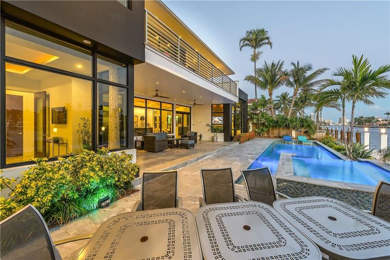 2116 Sunrise Key Blvd