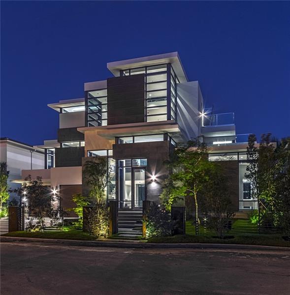 440 W Mola Avenue