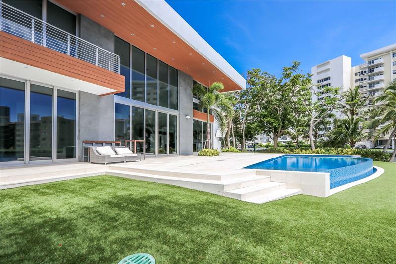 400 Tamarind Dr